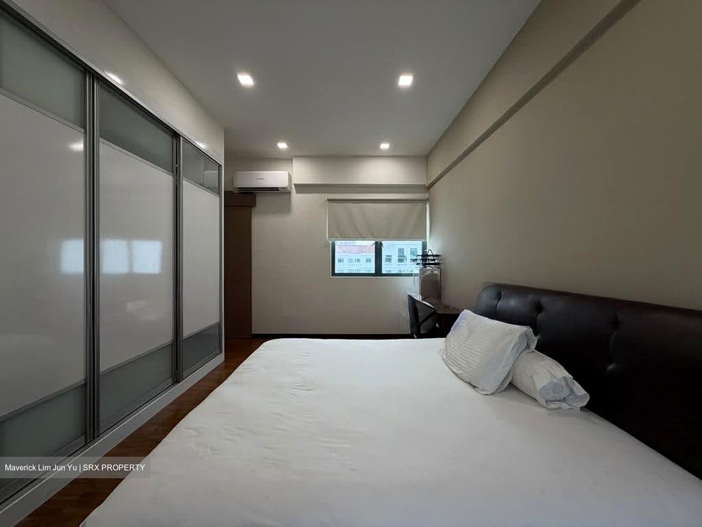 Stratford Court (D16), Condominium #638801131